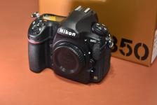 【通信販売限定商品】Nikon D850 【未記入メーカー保証書、元箱付一式】