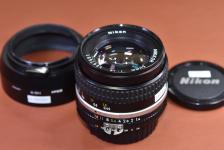 Ai-S NIKKOR 50mm F1.4 【純正メタルフードHS-9付】