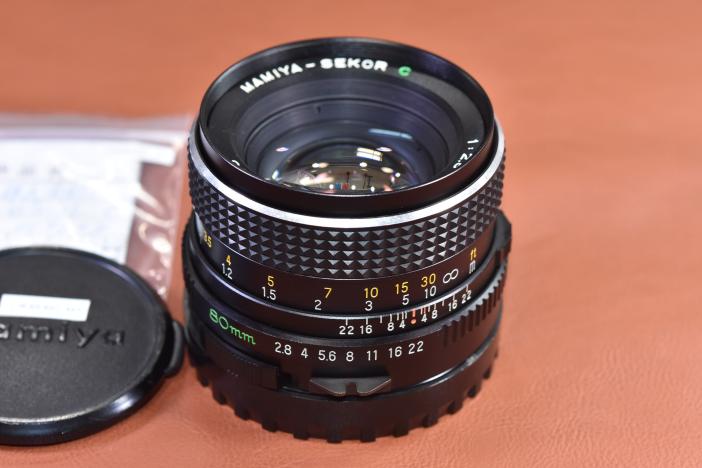 難ありMamiya M645 1000S + 80mm F2.8 Mamiya m645 1000s 645 Camera w/ Eye Level & 80mm f2.8 Lens