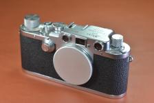 LEICA IIIc 戦後型 シャークスキン 【47万台1949年製】